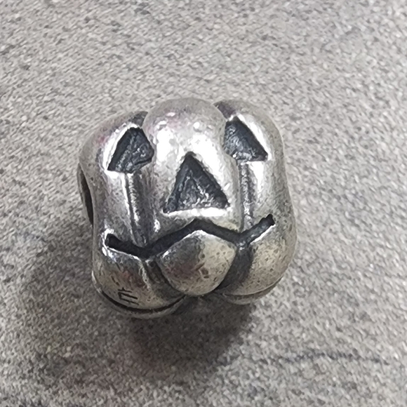 Pandora Jewelry - Pandora Jack o Lantern Halloween Pumpkin  Charm